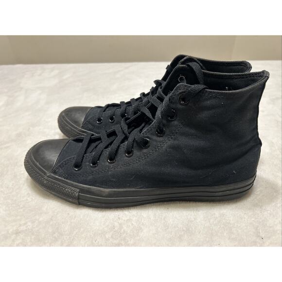 Converse All Star Mens Size 9.5 Chuck Taylor Triple Black High Top M3310 - Picture 4 of 8